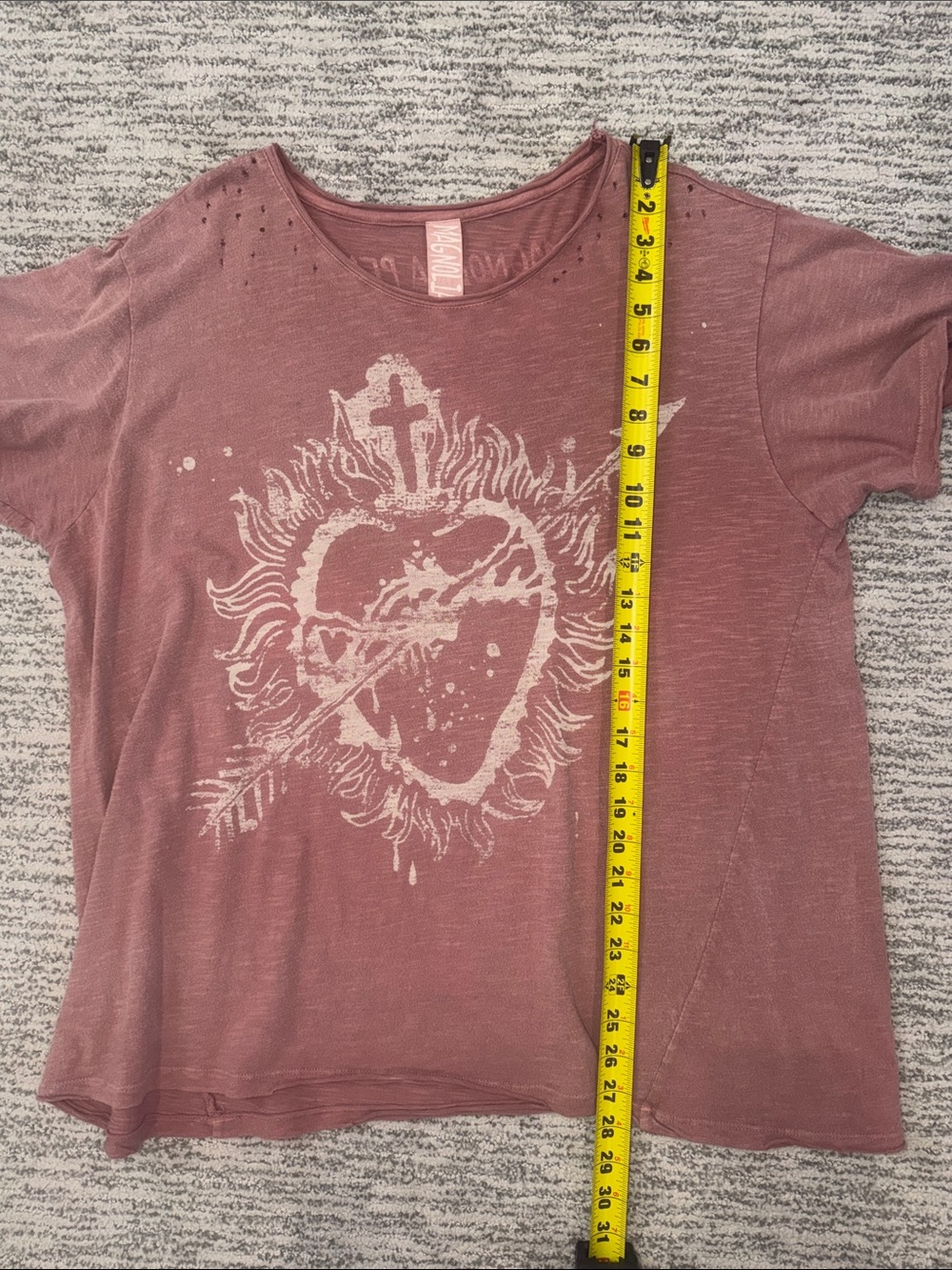 Magnolia Pearl Sovereign Heart 924 Bisou Dusty Rose Distressed Tee Shirt OS - Picture 7 of 11